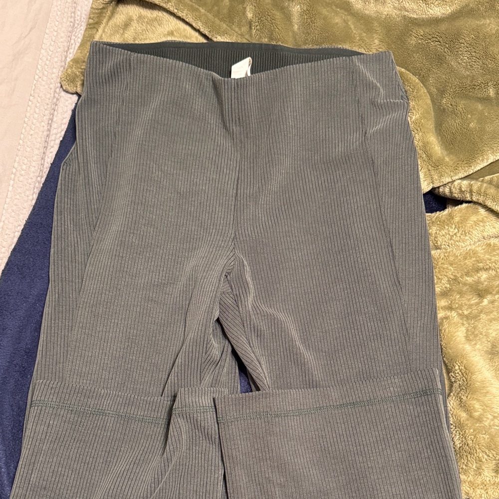 Lululemon Ribbed Softstream Pants - image 1